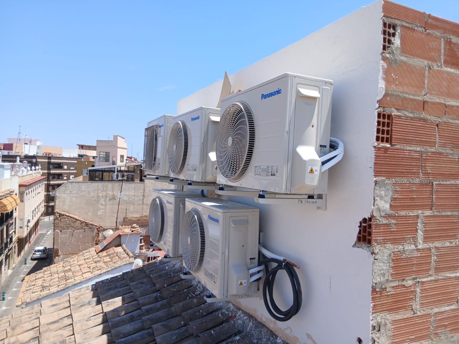 Instalación de máquinas de aire DUALTERMiA – imagen 8